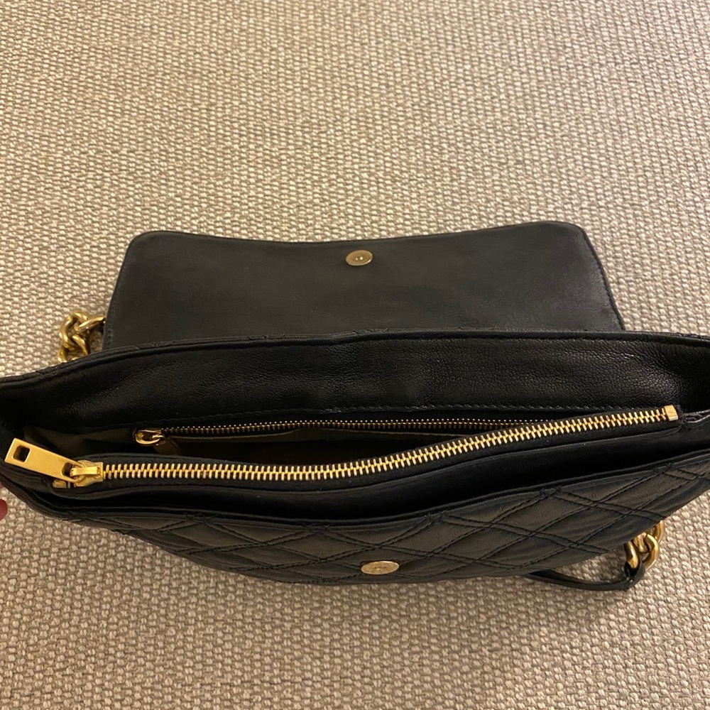 Marc Jacobs Handbag - Picture 3 of 4